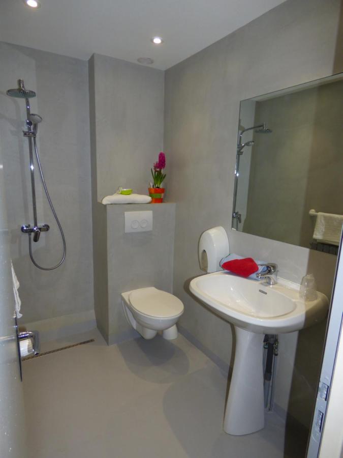 Auberge Des Avenieres Les Avenières Dış mekan fotoğraf