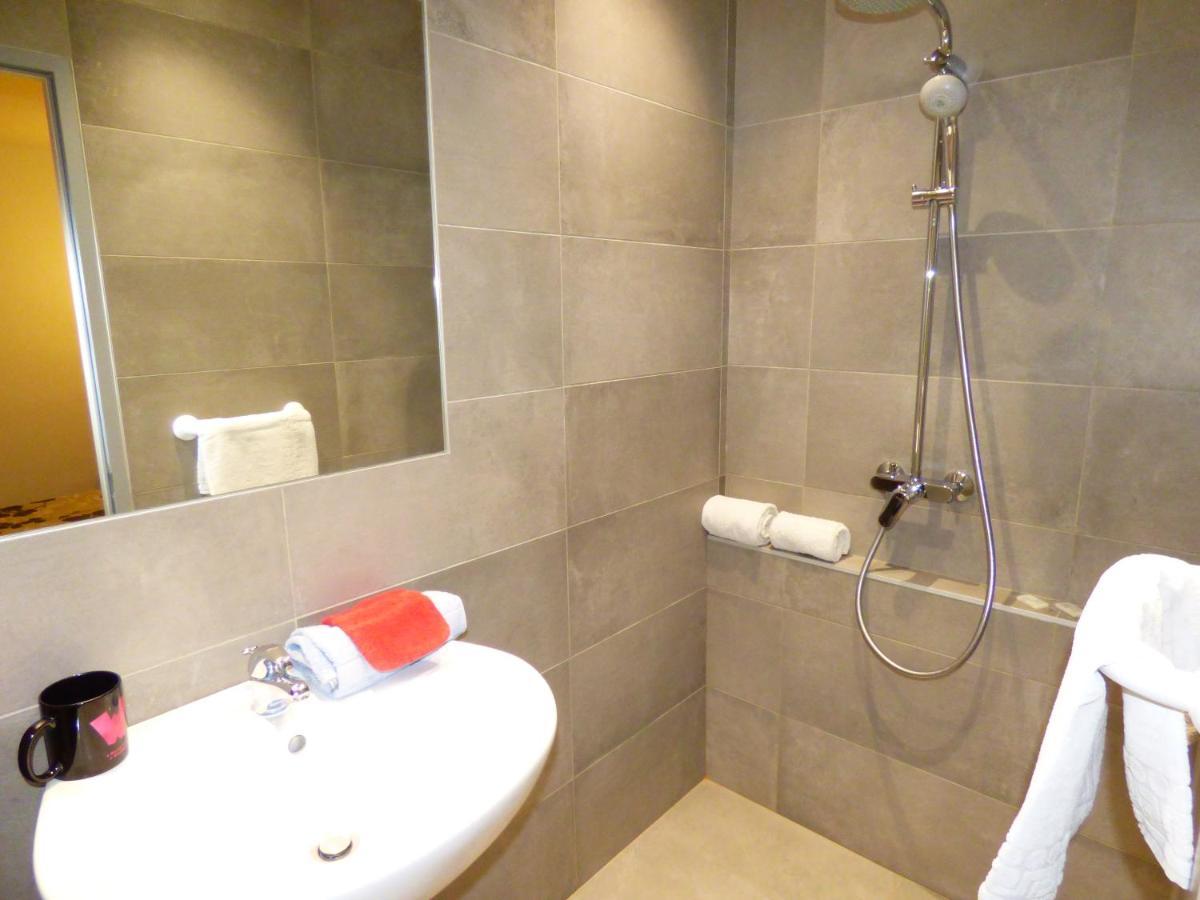 Auberge Des Avenieres Les Avenières Dış mekan fotoğraf